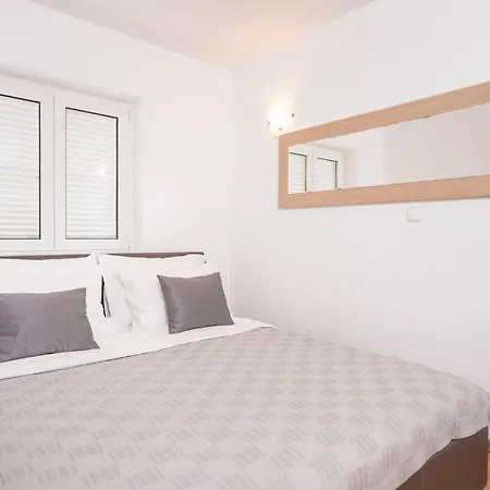Dalmatia Apartmán *
